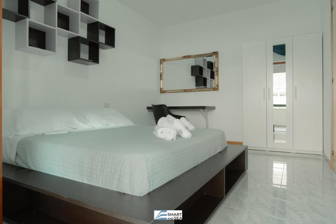 Апартаменты Smart And Sea Gardens Торторето Экстерьер фото