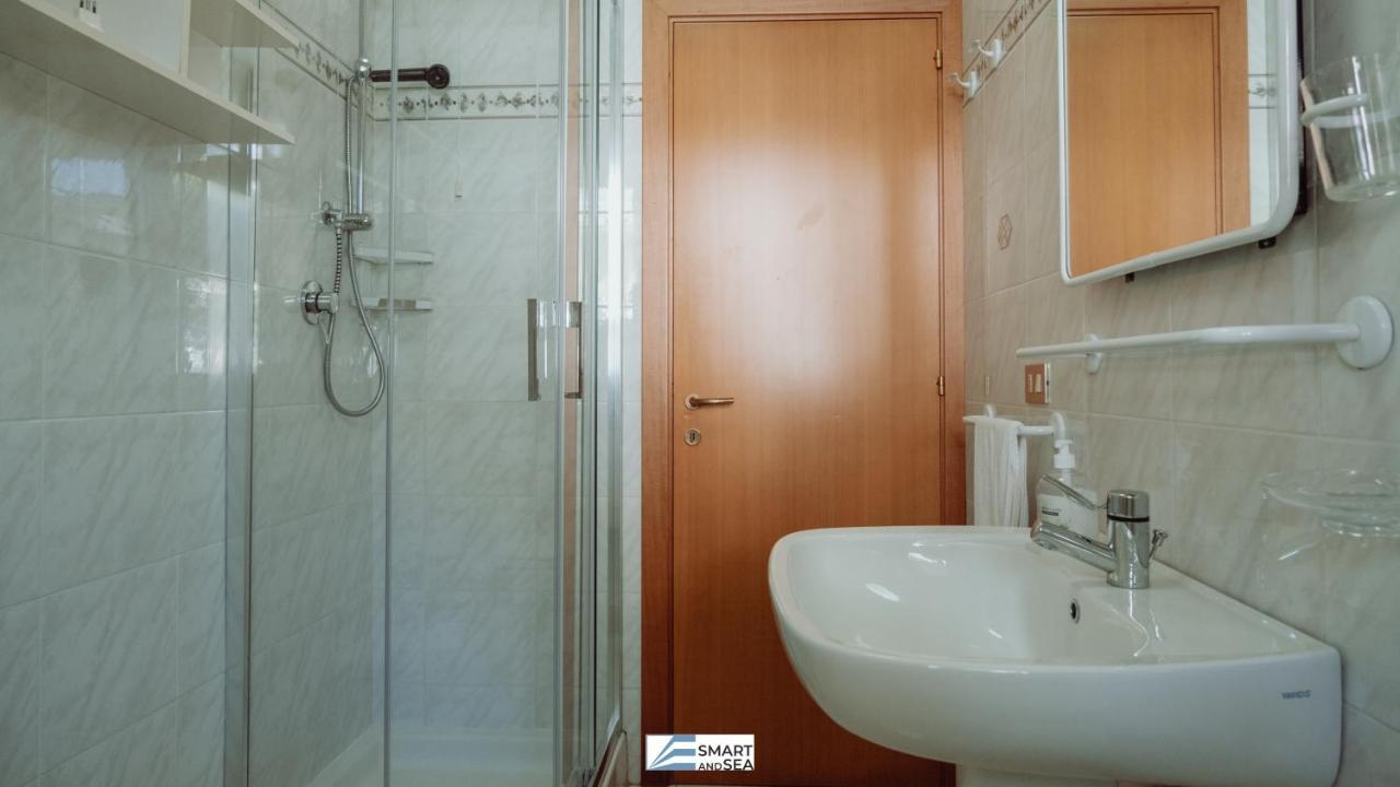 Апартаменты Smart And Sea Gardens Торторето Экстерьер фото